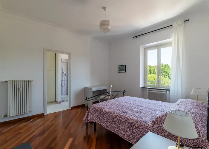 Guesthost - Bright In Metro San Giovanni Apartamento *